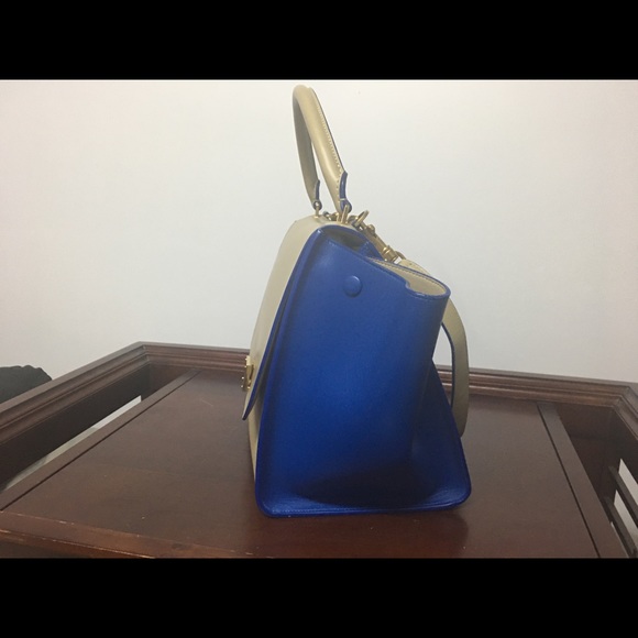 Céline Medium Trapeze - Excellent Condition! - Picture 10 of 10